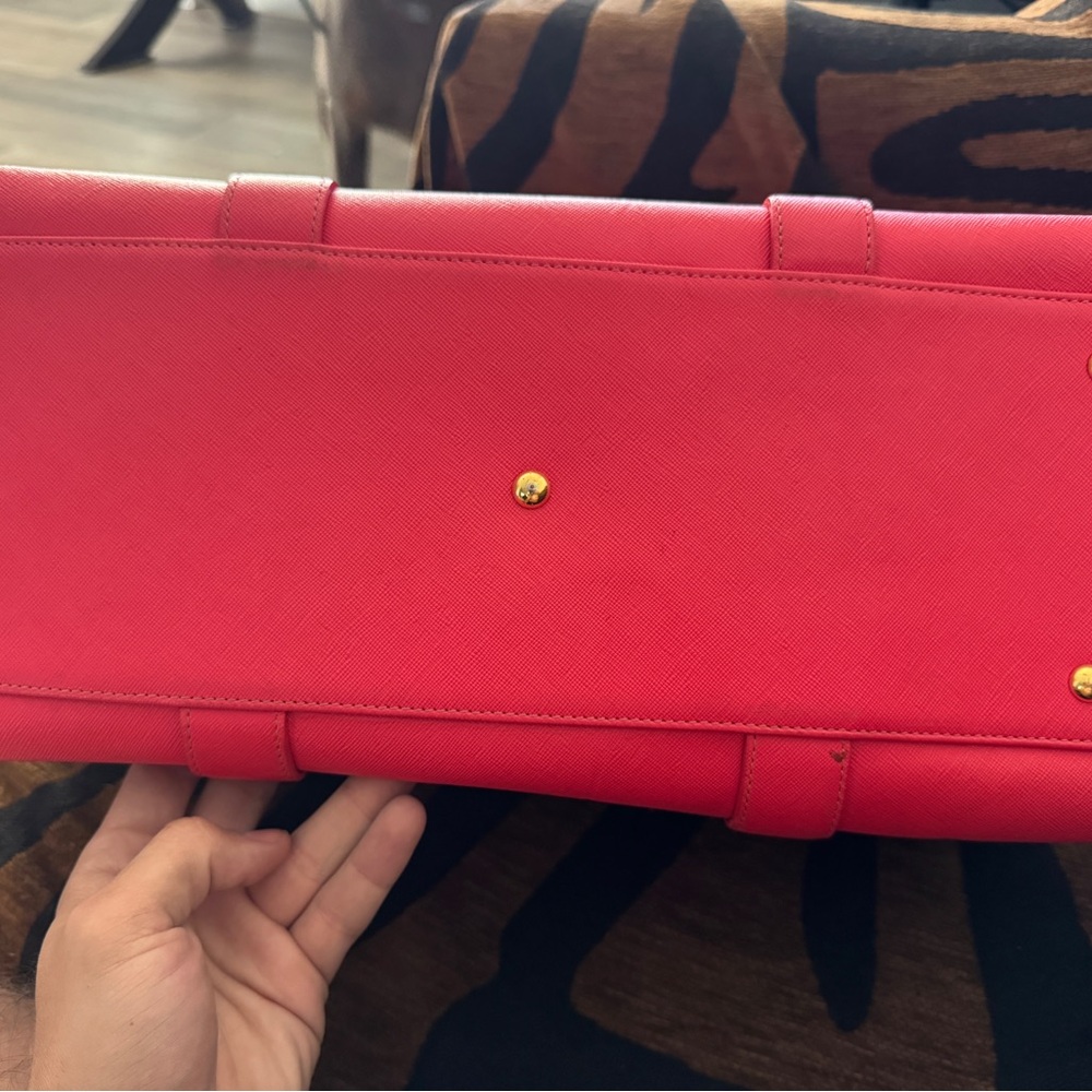 MCM Vibrant Pink Shoulder Bag with Gold Accents with COA - Picture 14 of 16